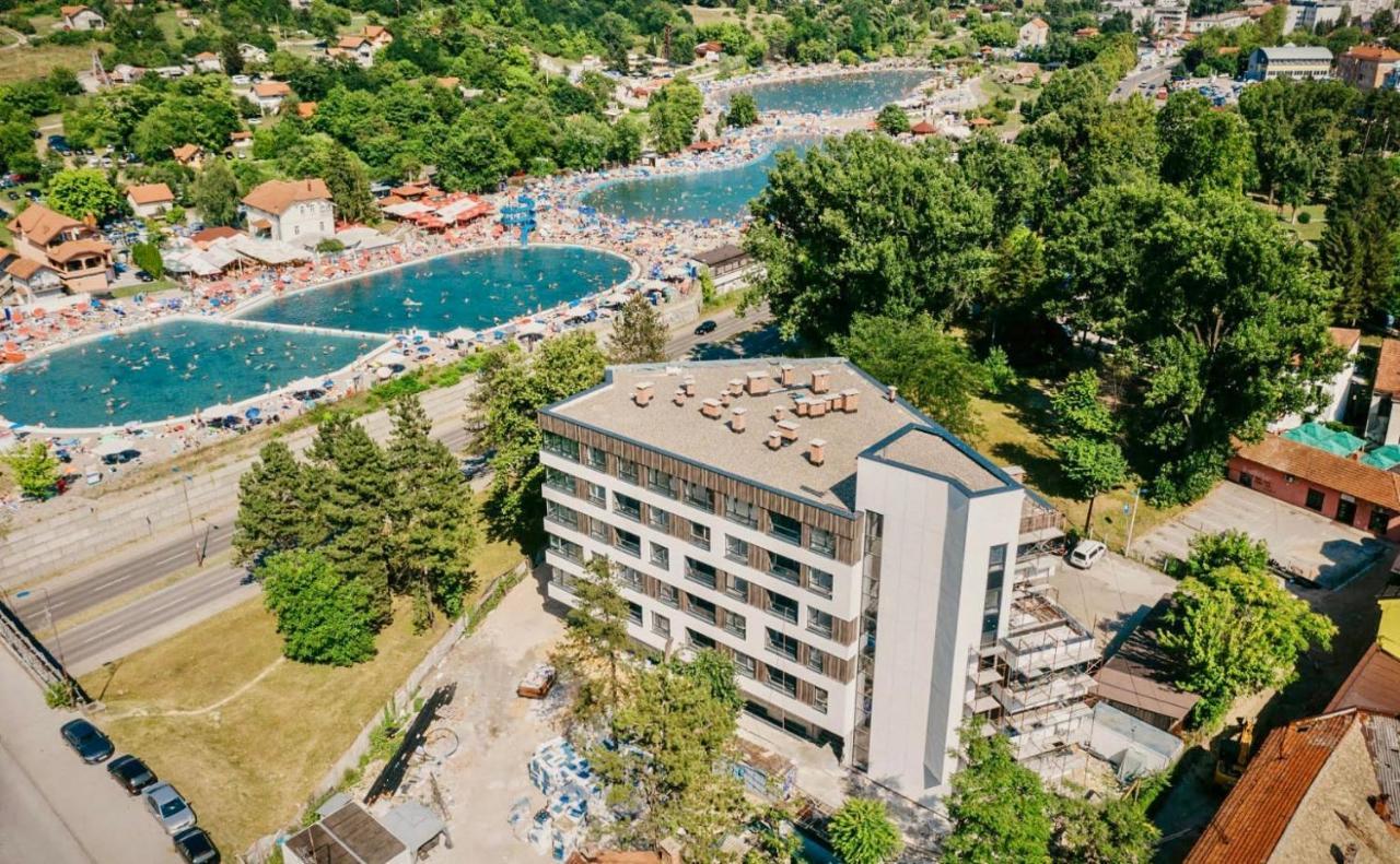 Emma Park Lake Tuzla Exterior photo